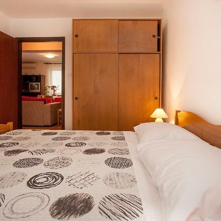 Apartment Regina Rovinj Exterior photo