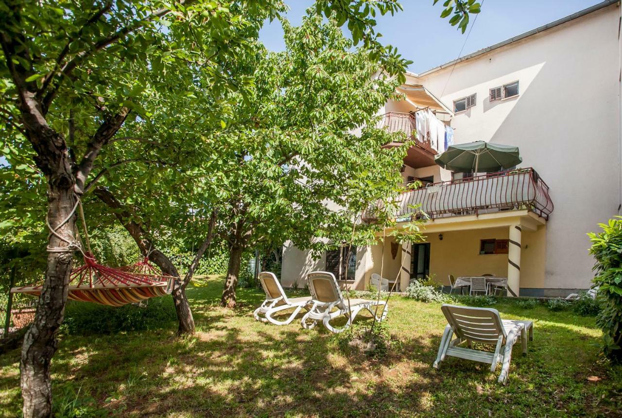 Apartment Regina Rovinj Exterior photo