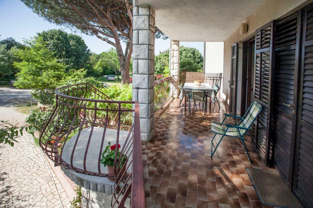 Apartment Regina Rovinj Exterior photo