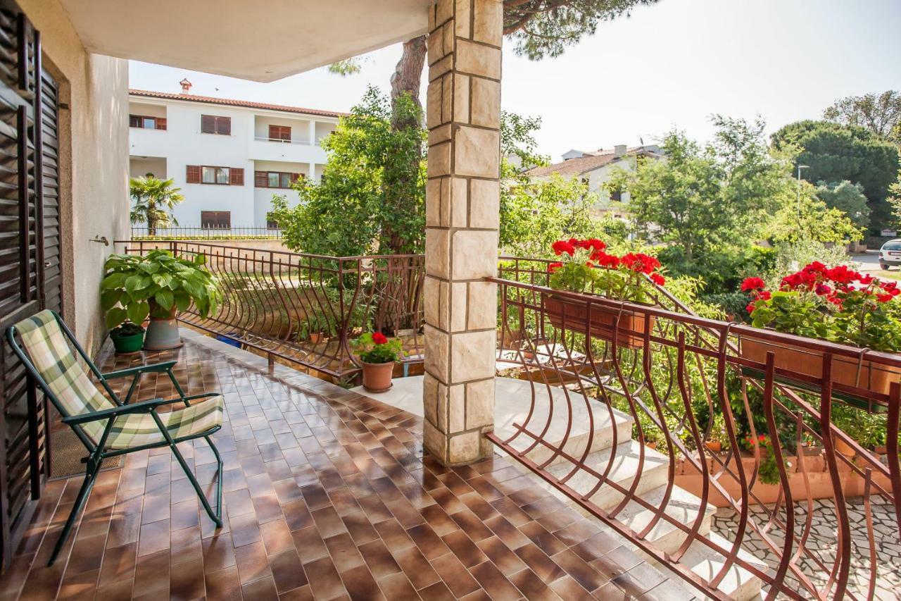 Apartment Regina Rovinj Exterior photo